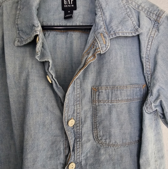 Gap shirt - Picture 3 of 5